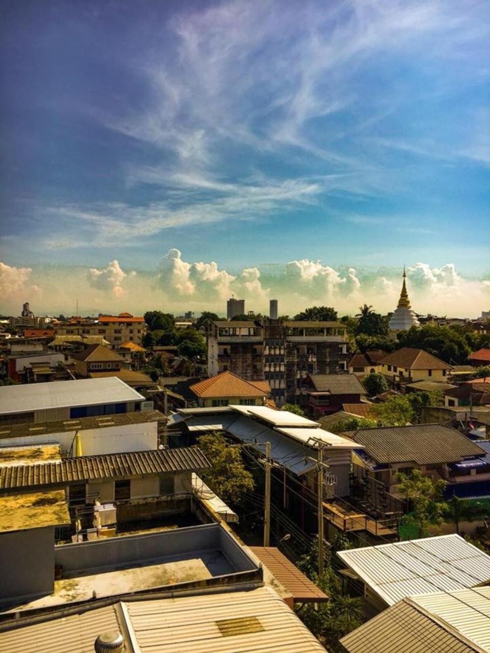 Hug Hostel Rooftop Chiang Mai Exterior foto